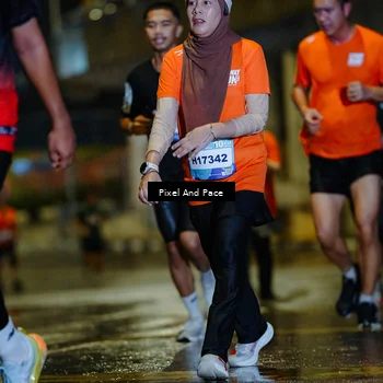 Runner Photo 7775547