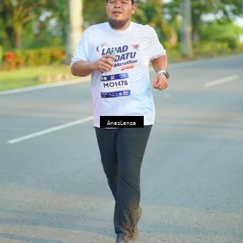 Runner Photo 7775556