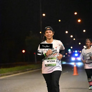 Runner Photo 7775557