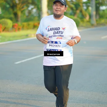 Runner Photo 7775566