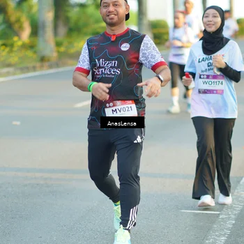 Runner Photo 7775572