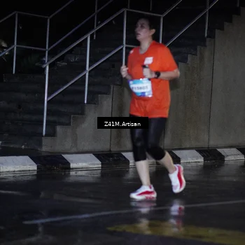 Runner Photo 7775578
