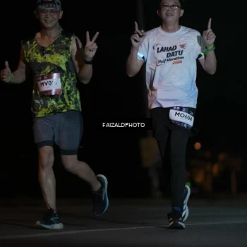 Runner Photo 7775585