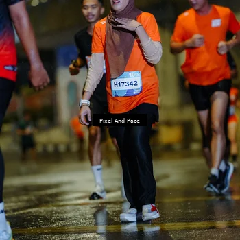 Runner Photo 7775600