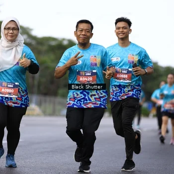 Runner Photo 7775608
