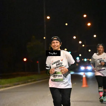 Runner Photo 7775619