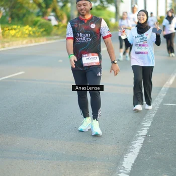 Runner Photo 7775623