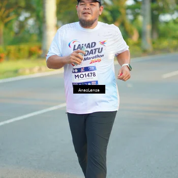 Runner Photo 7775625