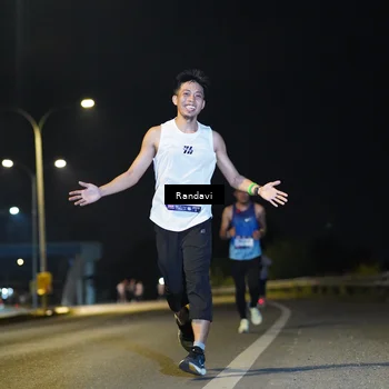 Runner Photo 7775641