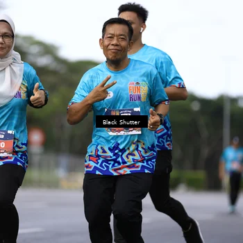 Runner Photo 7775651