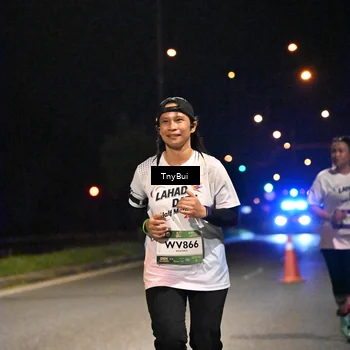 Runner Photo 7775652