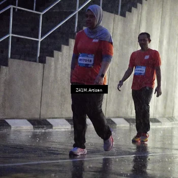 Runner Photo 7775653