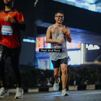 Runner Photo 7775664