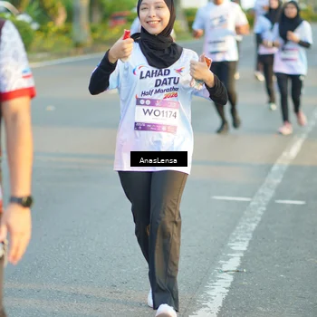 Runner Photo 7775669