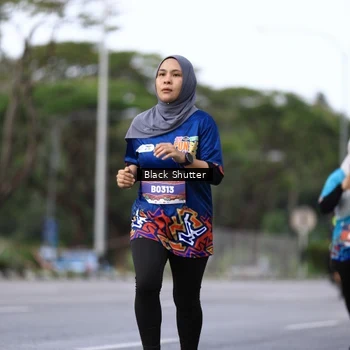 Runner Photo 7775683