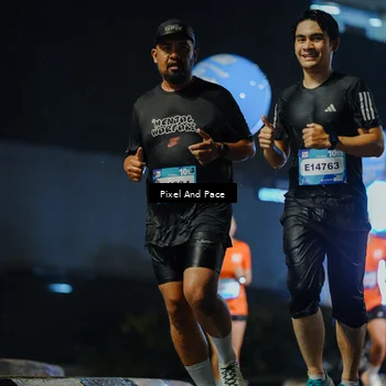 Runner Photo 7775684