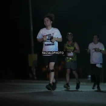 Runner Photo 7775697