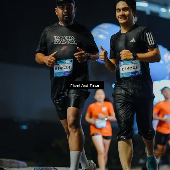 Runner Photo 7775701