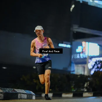 Runner Photo 7775703