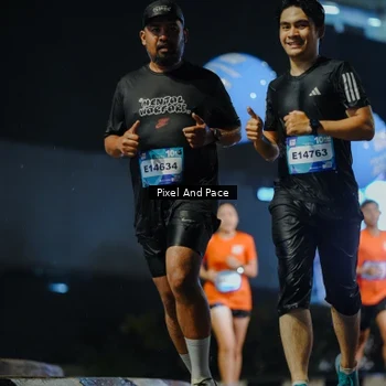 Runner Photo 7775710