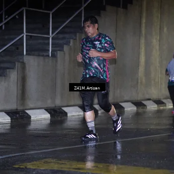 Runner Photo 7775719
