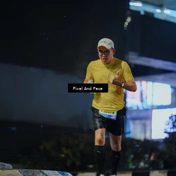 Runner Photo 7775731