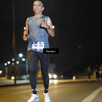 Runner Photo 7775738