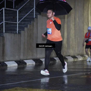Runner Photo 7775750