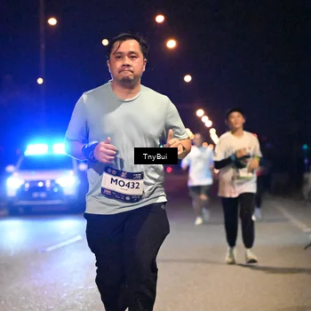 Runner Photo 7775756