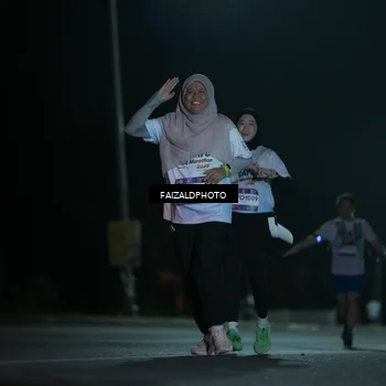 Runner Photo 7775784