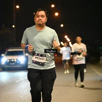 Runner Photo 7775797