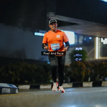 Runner Photo 7775802