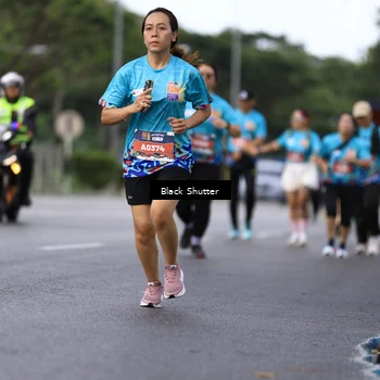 Runner Photo 7775813