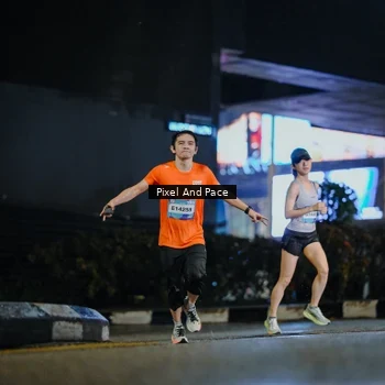 Runner Photo 7775815