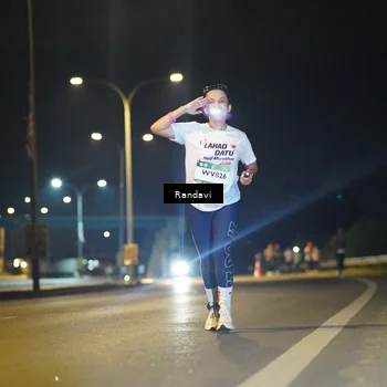 Runner Photo 7775819