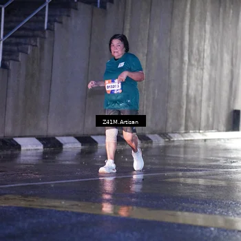 Runner Photo 7775849