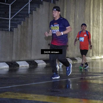 Runner Photo 7775855