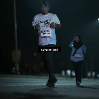 Runner Photo 7775874