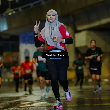 Runner Photo 7775879