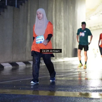 Runner Photo 7775883