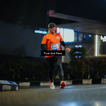 Runner Photo 7775890