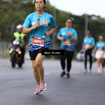 Runner Photo 7775892