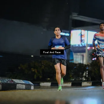 Runner Photo 7775895