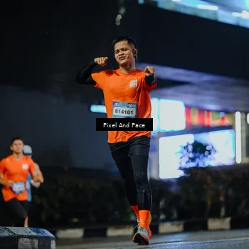 Runner Photo 7775897