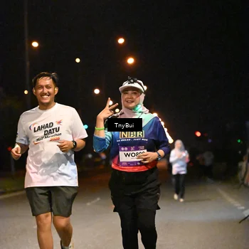 Runner Photo 7775900