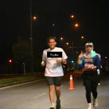 Runner Photo 7775905