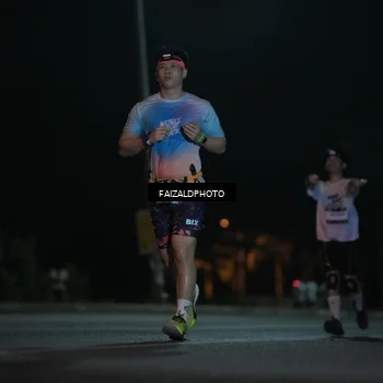 Runner Photo 7775914