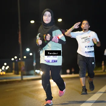 Runner Photo 7775928