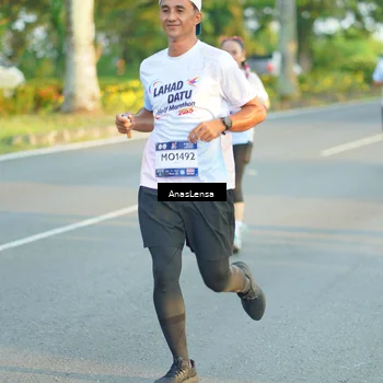 Runner Photo 7775944
