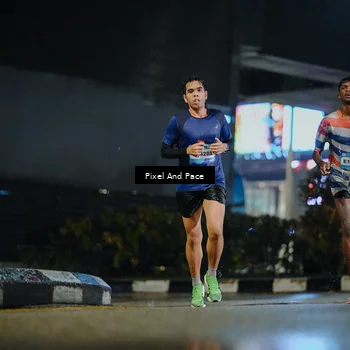 Runner Photo 7775948